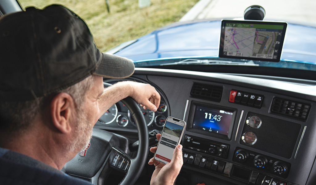 Garmin-Dash-Cam-Live-drive.jpeg Garmin-Dash-Cam-Live-drive.jpeg